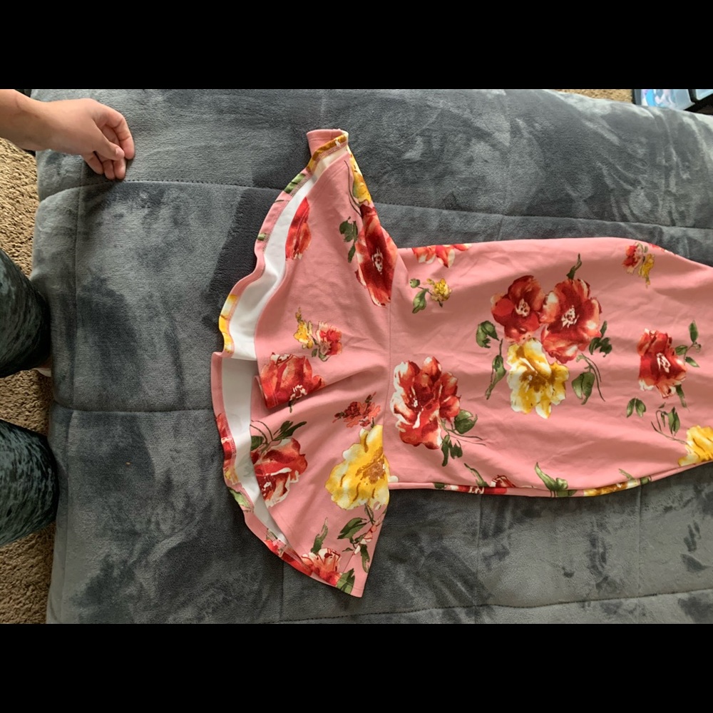Spring dress - Picture 3 of 4